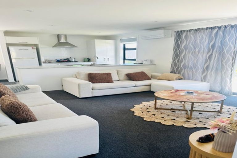 Photo of property in 3/15 Mabian Crescent, Deanwell, Hamilton, 3206