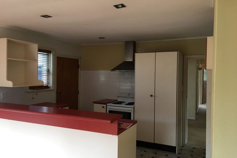 Photo of property in 2 Fisher Street, Johnsonville, Wellington, 6037