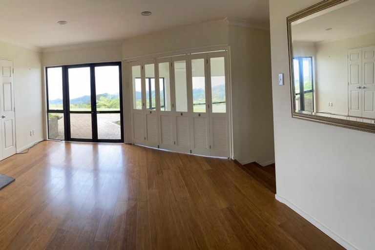 Photo of property in 82 Southernthread Road, Brooklyn, Wellington, 6021