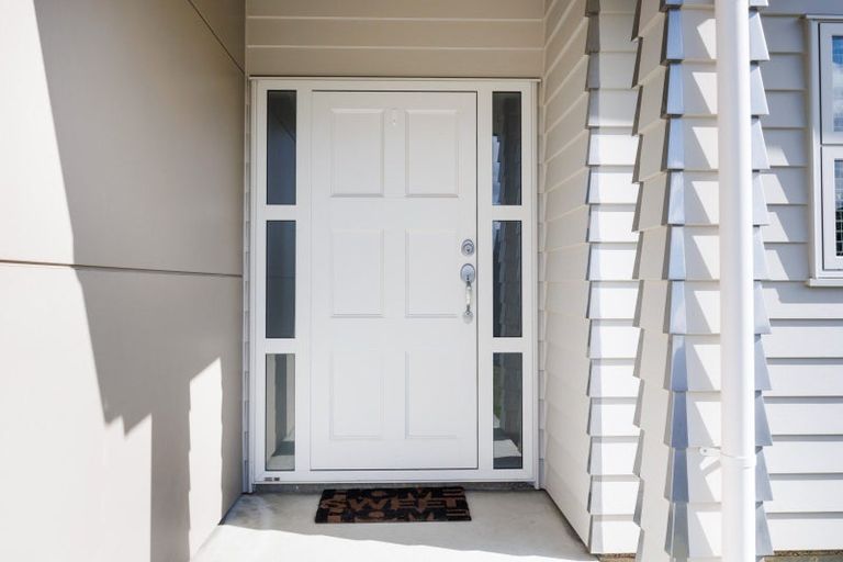 Photo of property in 9 Lorenzo Place, Kelvin Grove, Palmerston North, 4414