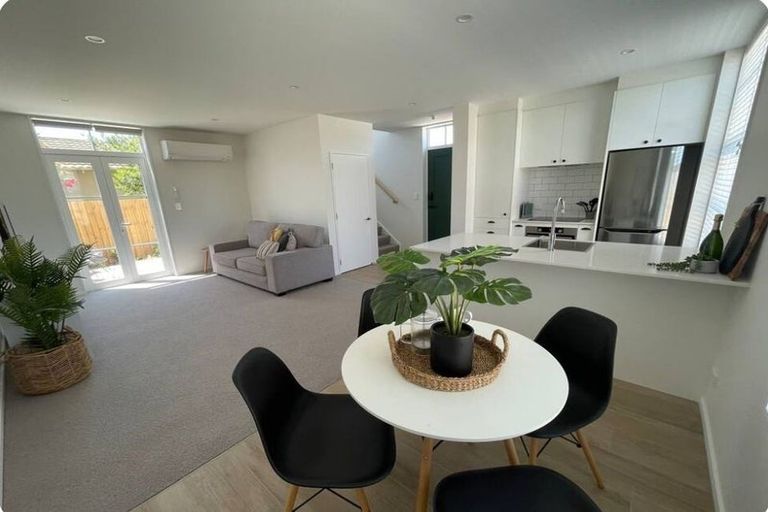 Photo of property in 1/26 Cheviot Street, Spreydon, Christchurch, 8024