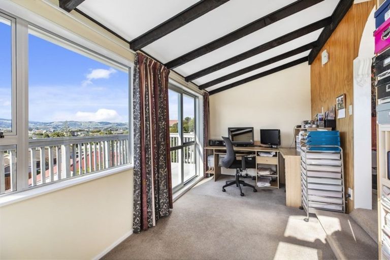 Photo of property in 17 Pope Street, Camborne, Porirua, 5026