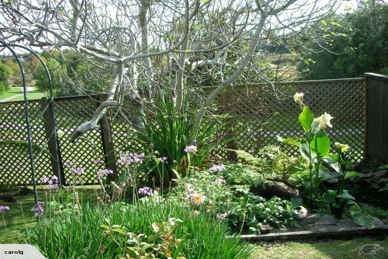 Photo of property in 2/123 Prince Regent Drive, Half Moon Bay, Auckland, 2012