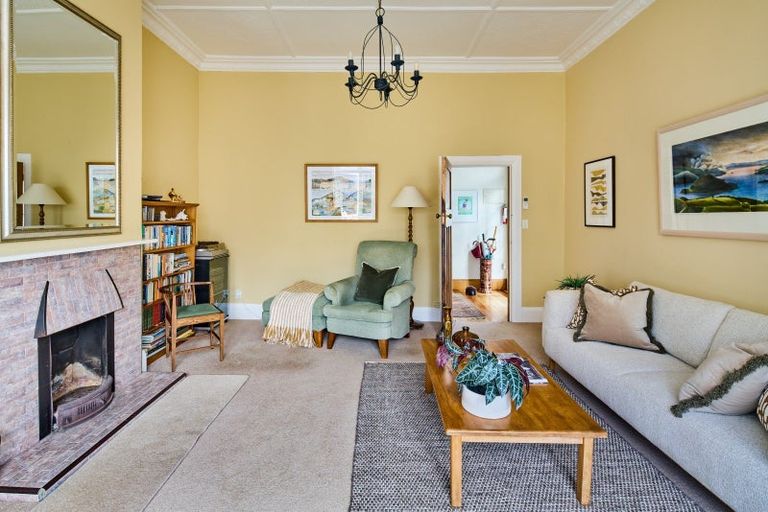 Photo of property in 2 Hay Street, Oriental Bay, Wellington, 6011