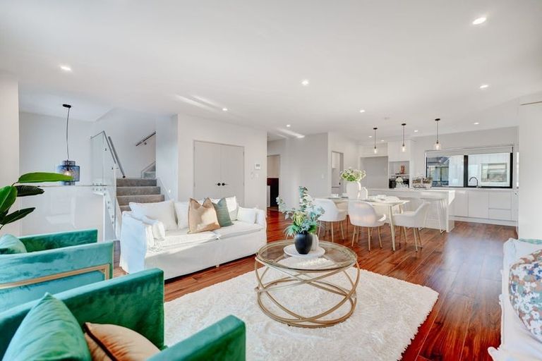 Photo of property in 34d Nikau Street, New Lynn, Auckland, 0600