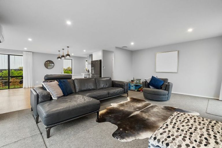 Photo of property in 28a Revell Drive, Ohauiti, Tauranga, 3112