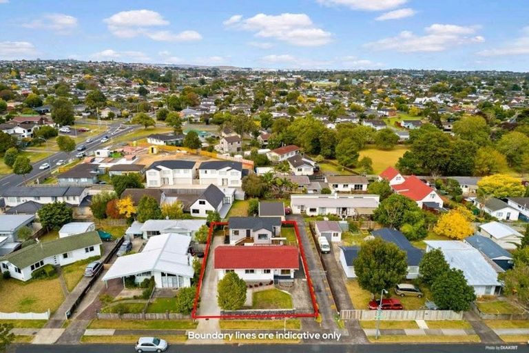 Photo of property in 79 Sunderlands Road, Half Moon Bay, Auckland, 2012