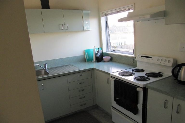 Photo of property in 2/102 Wainui Street, Riccarton, Christchurch, 8041