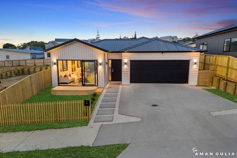 Photo of property in 6 Whakairo Crescent, Gulf Harbour, Whangaparaoa, 0930