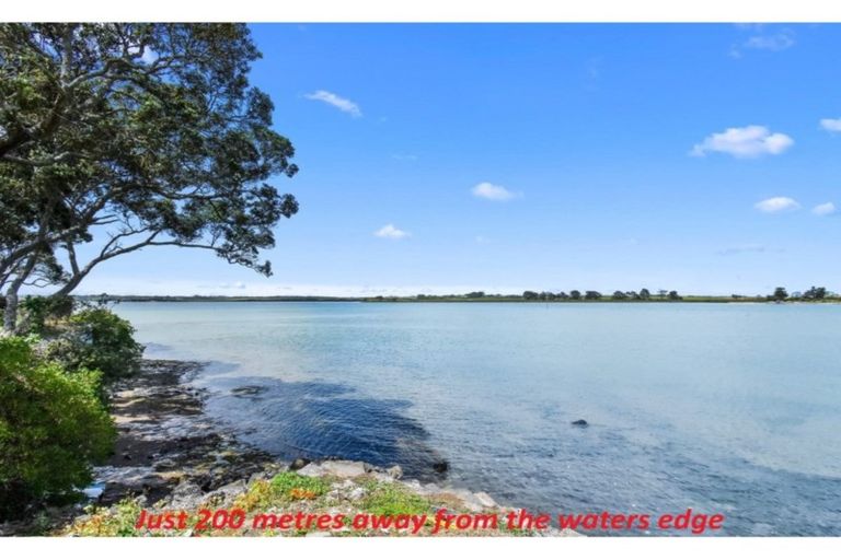 Photo of property in 13a Lawson Way, Weymouth, Auckland, 2103