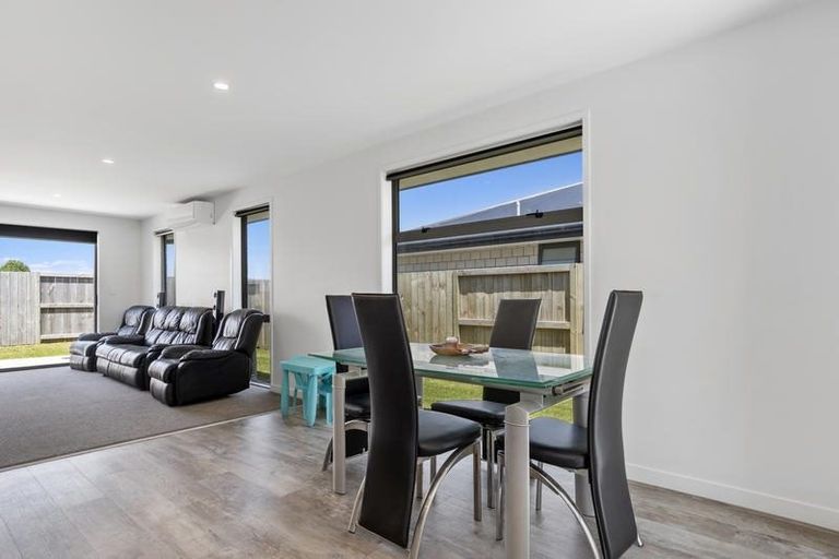 Photo of property in 39 Taioma Close, Papamoa, 3118