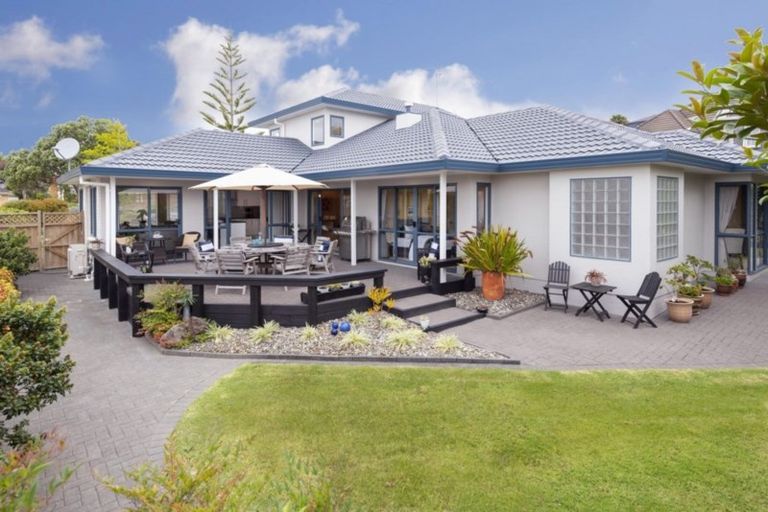 Photo of property in 7 Larkin Place, Somerville, Auckland, 2014