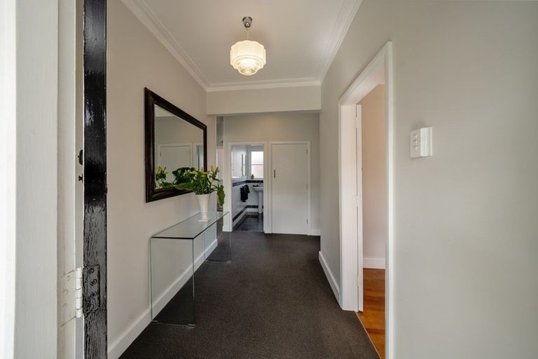 Photo of property in 211a Bay View Road, Saint Clair, Dunedin, 9012