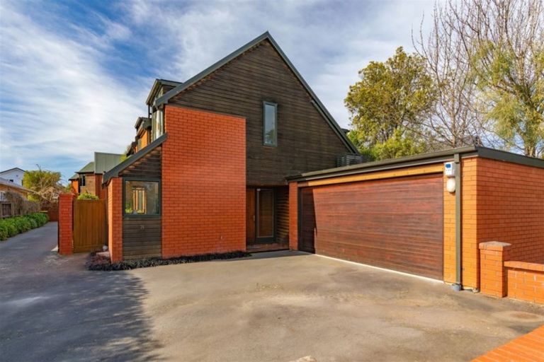 Photo of property in 31 Totara Street, Fendalton, Christchurch, 8041