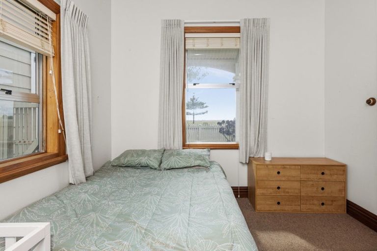 Photo of property in 653 Marine Parade, Napier South, Napier, 4110
