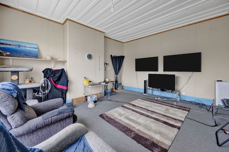 Photo of property in 11 Suffolk Street, Patea, 4520