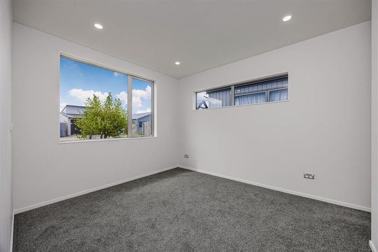 Photo of property in 25 Clayden Shuttleworth Street, Papakura, 2110