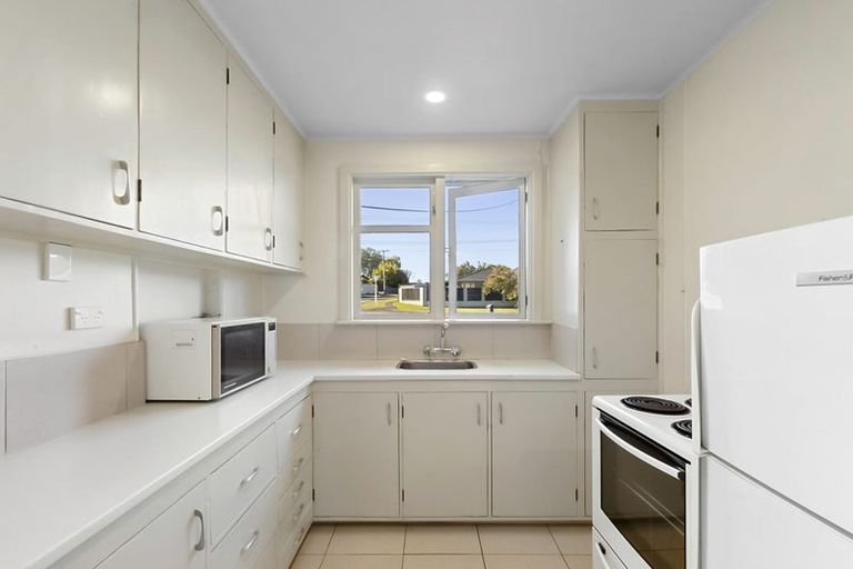 Photo of property in 38 Doralto Road, Frankleigh Park, New Plymouth, 4310