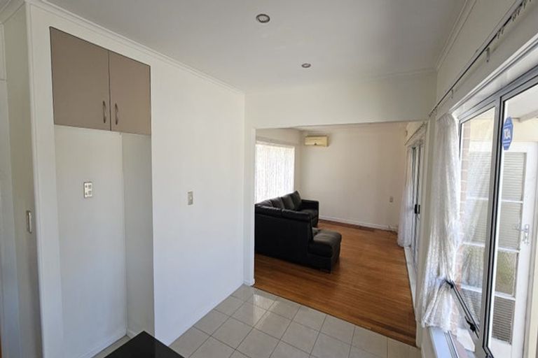 Photo of property in 9 Plymouth Place, Papatoetoe, Auckland, 2025