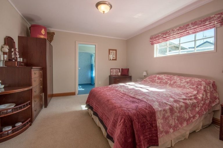 Photo of property in 16 Cowley Drive, Leamington, Cambridge, 3432