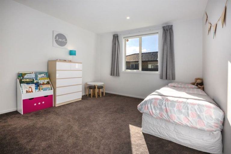 Photo of property in 112 John Burke Drive, Aotea, Porirua, 5024