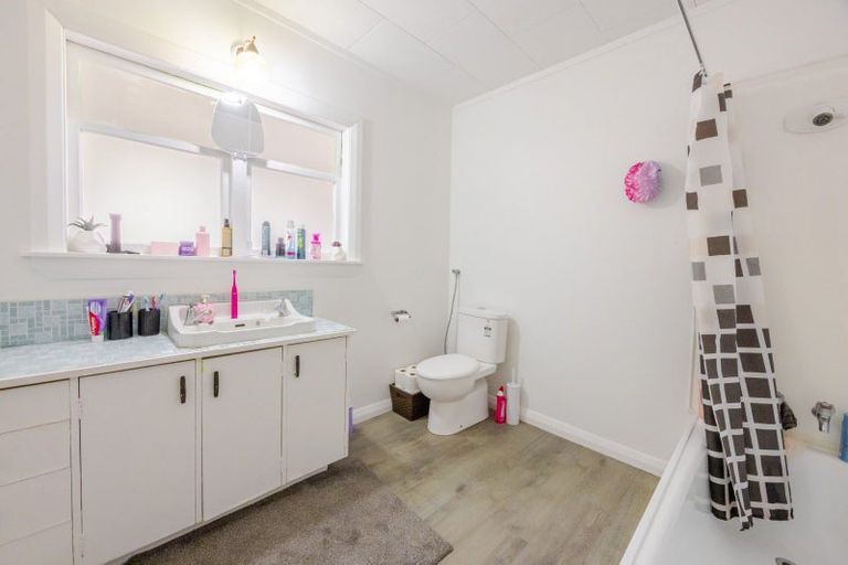 Photo of property in 38 Francis Drake Street, Waipukurau, 4200