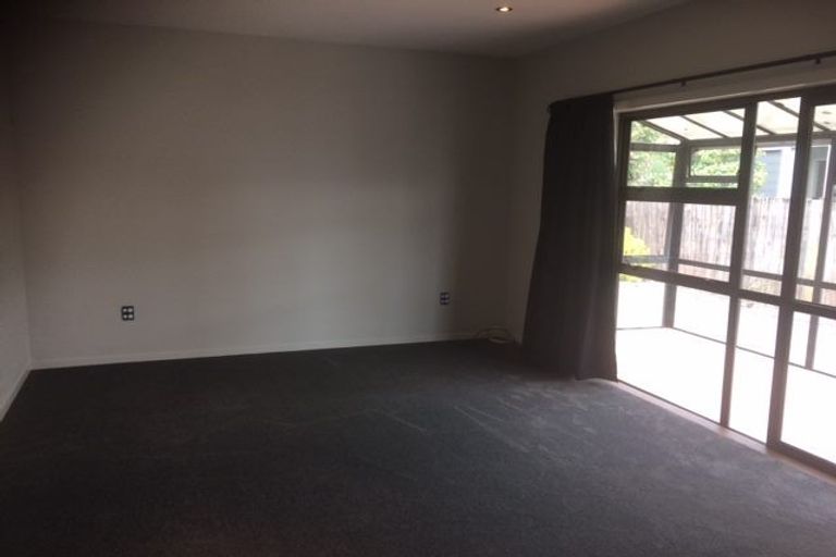 Photo of property in 35 Sparks Road, Hoon Hay, Christchurch, 8025