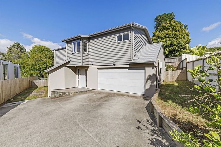 Photo of property in 280a East Coast Road, Forrest Hill, Auckland, 0620