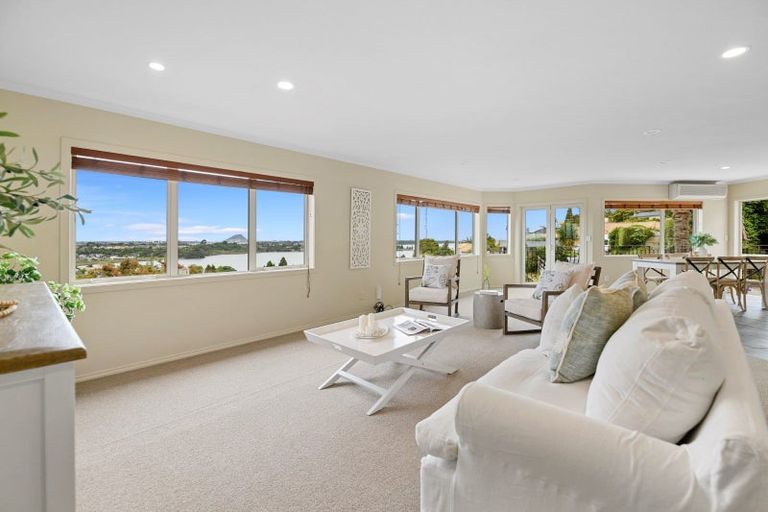 Photo of property in 33 Philomel Crest, Welcome Bay, Tauranga, 3112