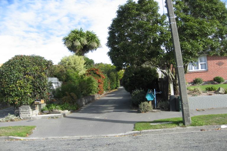 Photo of property in 35 Gladson Avenue, Sockburn, Christchurch, 8042