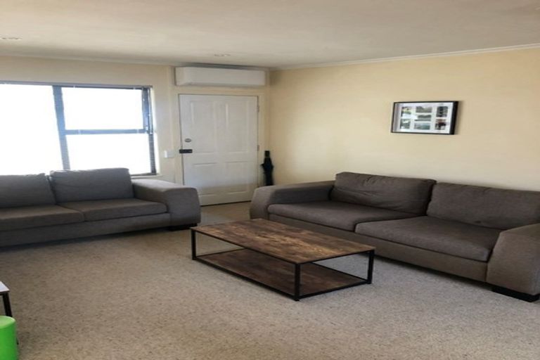 Photo of property in 1 Derwent Street, Morningside, Auckland, 1022