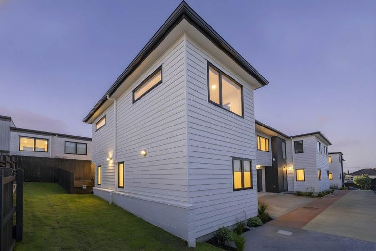 Photo of property in 21d Parker Avenue, New Lynn, Auckland, 0600