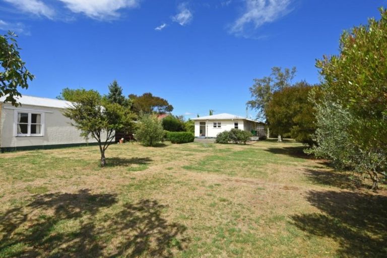 Photo of property in 5 Strasbourge Street, Martinborough, 5711