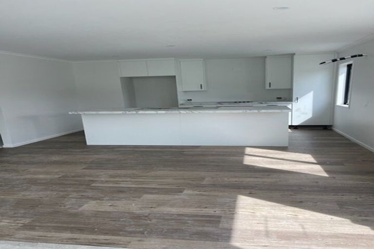 Photo of property in 1 Perendale Road, Jacks Point, 9371