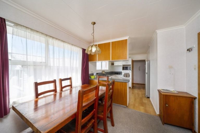 Photo of property in 43 Stafford Street, Waitara, 4320