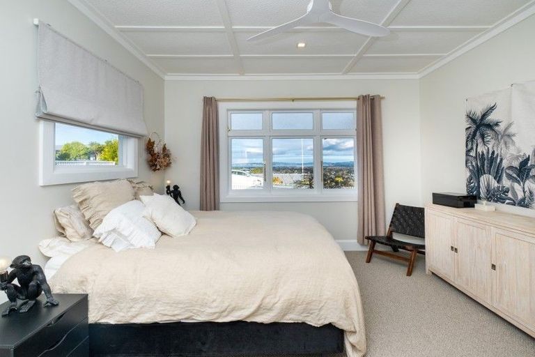 Photo of property in 44 Simla Terrace, Hospital Hill, Napier, 4110