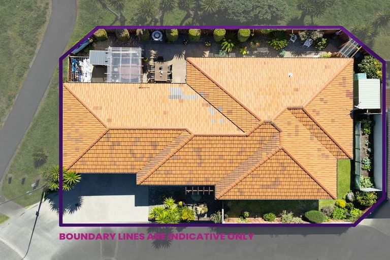 Photo of property in 7 Central Park, Paraparaumu Beach, Paraparaumu, 5032