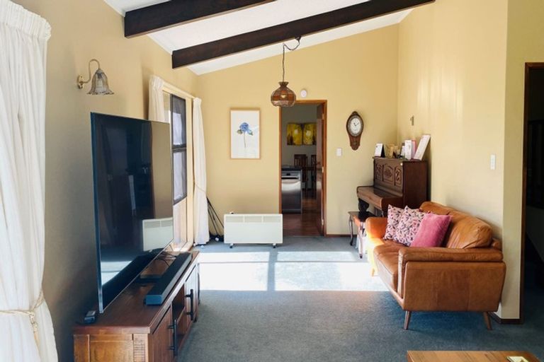 Photo of property in 64 Burbush Road, Burbush, Hamilton, 3288