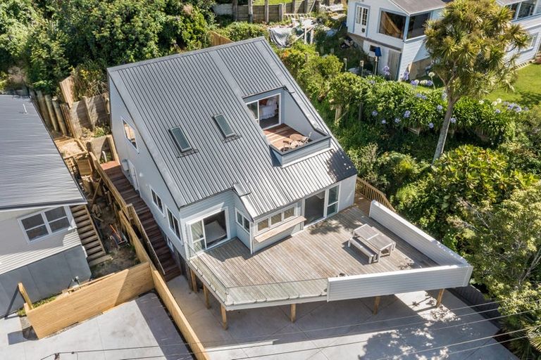 Photo of property in 156 Paremata Road, Paremata, Porirua, 5024