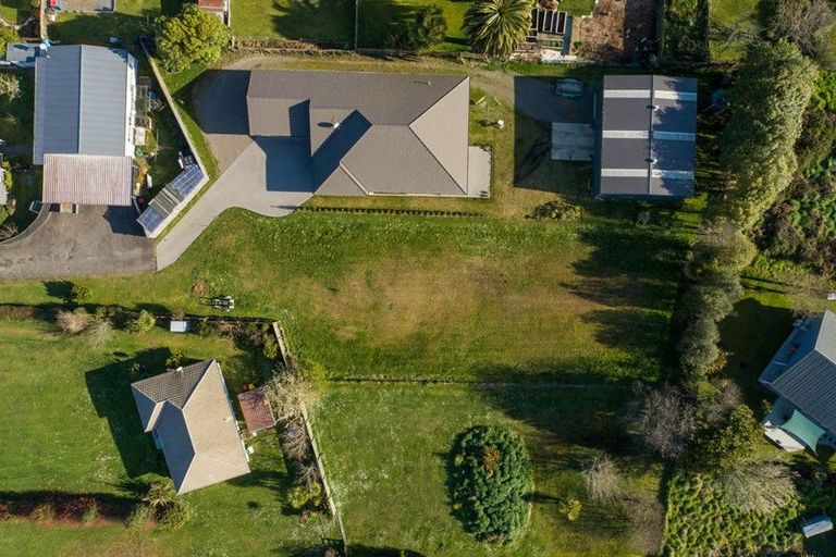 Photo of property in 79 Ngatai Avenue, Ngongotaha, Rotorua, 3010