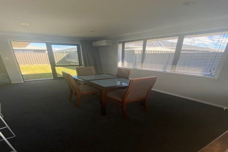 Photo of property in 72 Tabraham Crescent, Pyes Pa, Tauranga, 3112