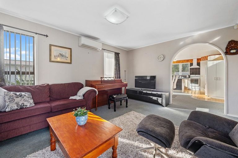 Photo of property in 11 Pandora Avenue, Sunnybrook, Rotorua, 3015