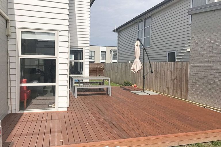 Photo of property in 9 Hakaro Way, Takanini, 2112