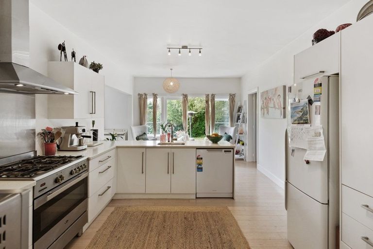 Photo of property in 60 Hamilton Avenue, Ilam, Christchurch, 8041