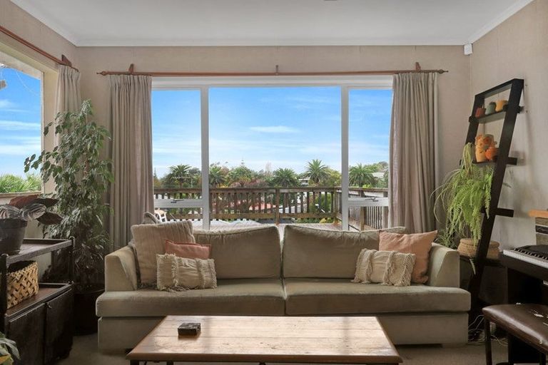 Photo of property in 20 George Street, Waiuku, 2123