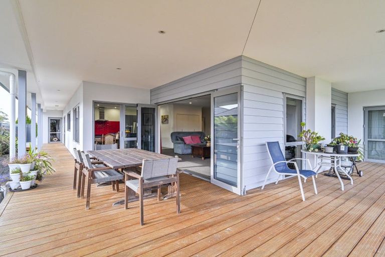 Photo of property in 230 Avondale Road, Greenmeadows, Napier, 4112