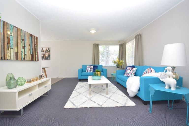 Photo of property in 78 Sikkim Crescent, Clover Park, Auckland, 2019