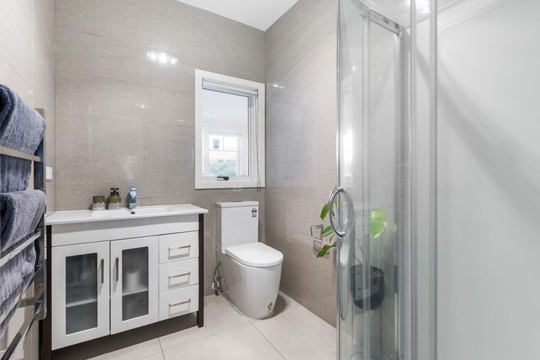 Photo of property in 1/19 Brook Street, Milford, Auckland, 0620