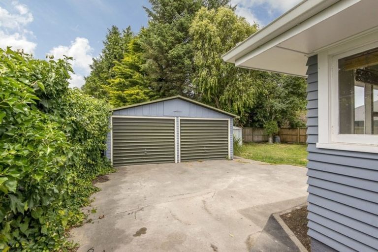 Photo of property in 61b Aorangi Road, Bryndwr, Christchurch, 8053