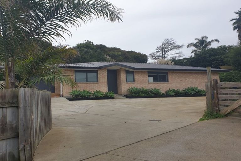 Photo of property in 1b Trosk Place, Waiuku, 2123